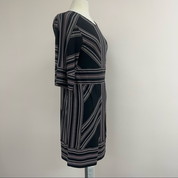 BCBGMAXAZRIA Striped Three Quarter Sleeve Shift Dress in Bare Pink/Black - Picture 2 of 8